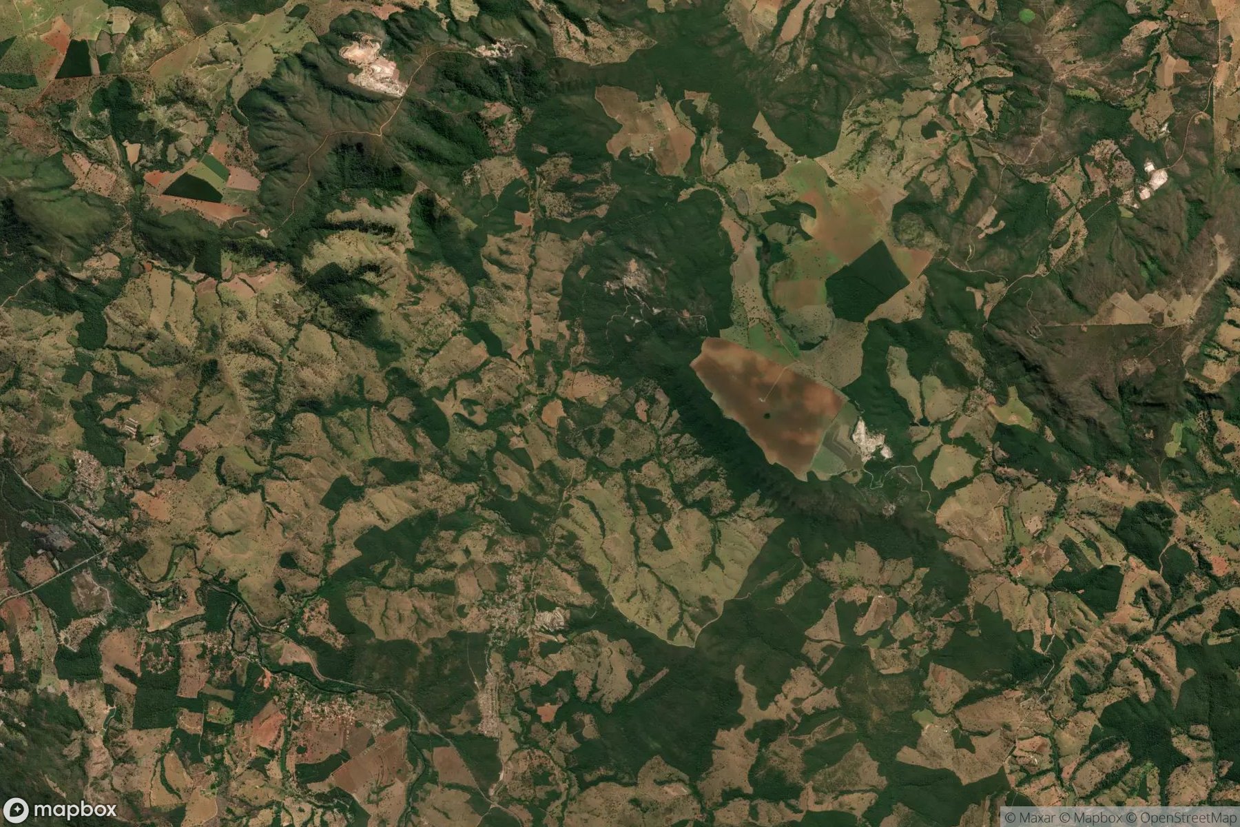 Imagem de satélite da rota entre Onça de Pitangui e a propriedade rural